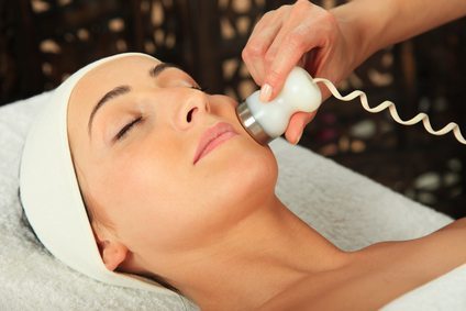 How Does Microdermabrasion Work?